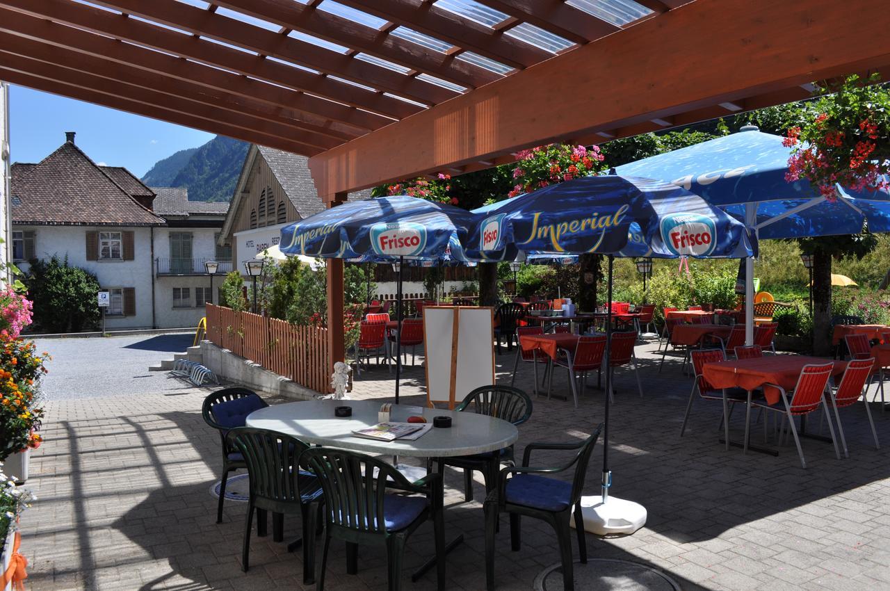 Hotel Restaurant Raben Linthal Exteriör bild