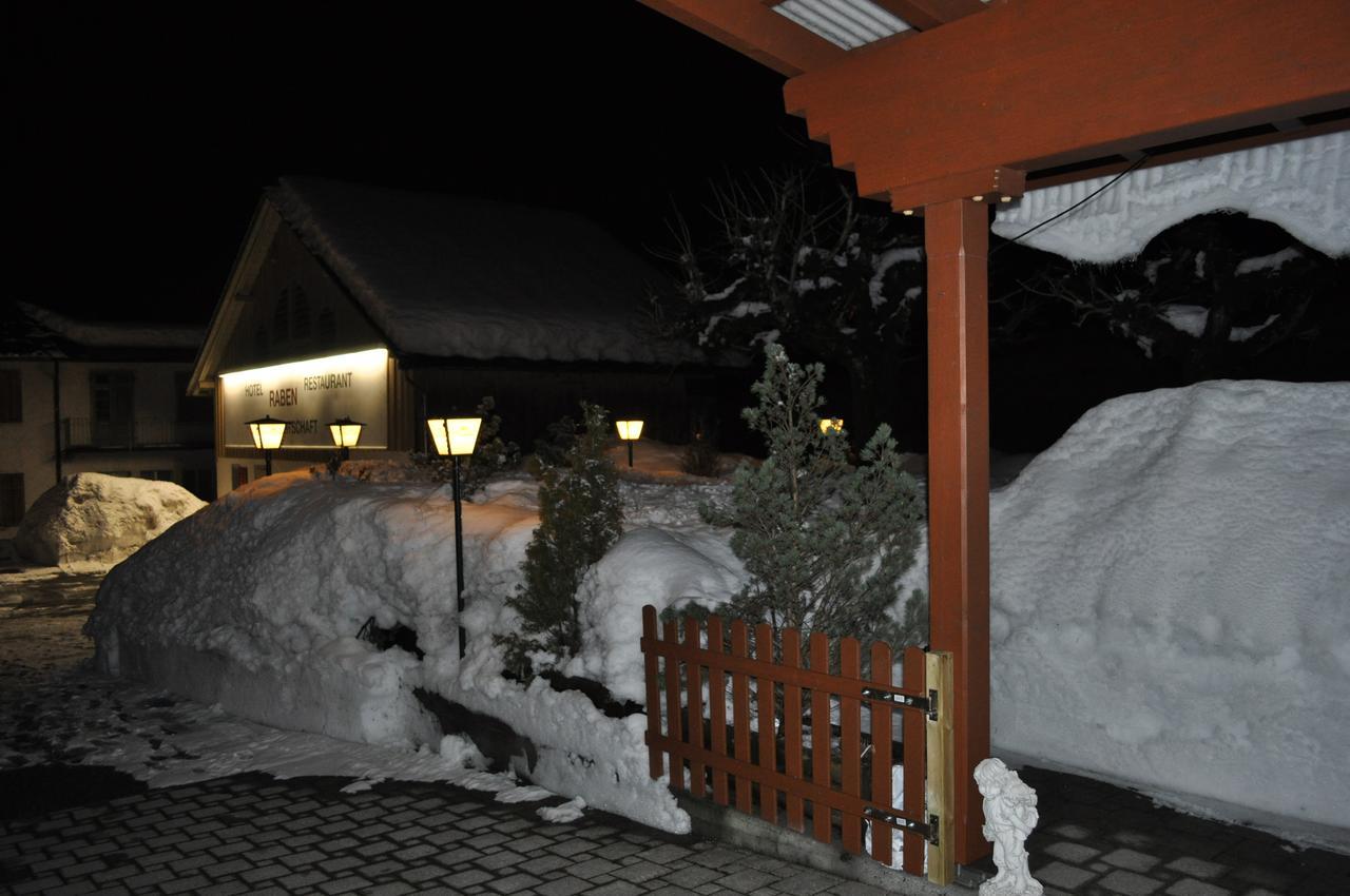 Hotel Restaurant Raben Linthal Exteriör bild
